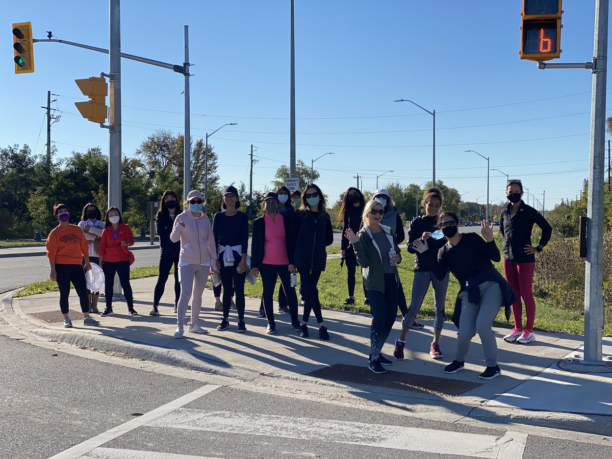 HTSParents's tweet photo. Thank you all for joining the Running and Walking Club this morning. What an amazing turnout in such beautiful weather! @HTSRichmondHill #HTSRunWalkClub https://t.co/Gq3gnFZHXw