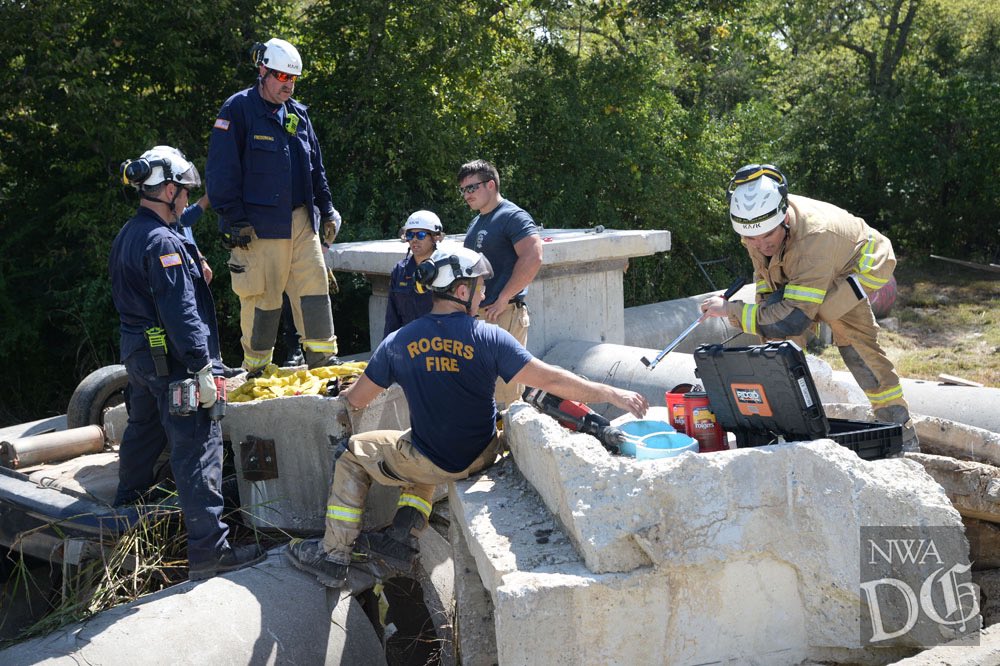 Firefighters from <a href="/FYVFIRE/">FayettevilleFireDept</a> <a href="/Springdale_Fire/">Springdale Fire Dept</a> <a href="/RogersFire/">Rogers Fire Department</a> <a href="/SiloamFire/">Siloam Springs Fire</a> are training at a simulated weather disaster today