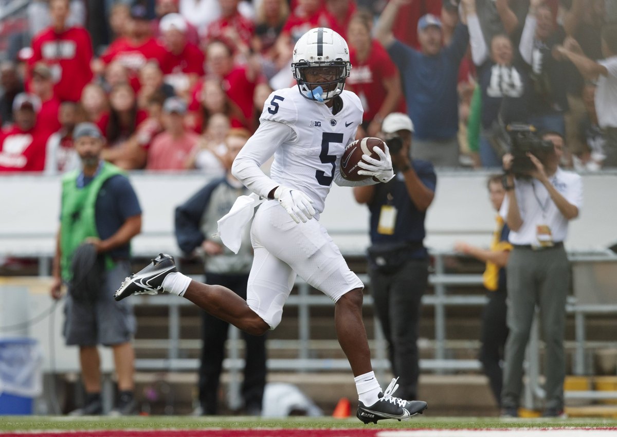 PFF_College's tweet photo. Penn State WR Jahan Dotson hasn't dropped a single pass this season (27 catches)

The most catches in the Big Ten. https://t.co/1kVWAGTXh5
