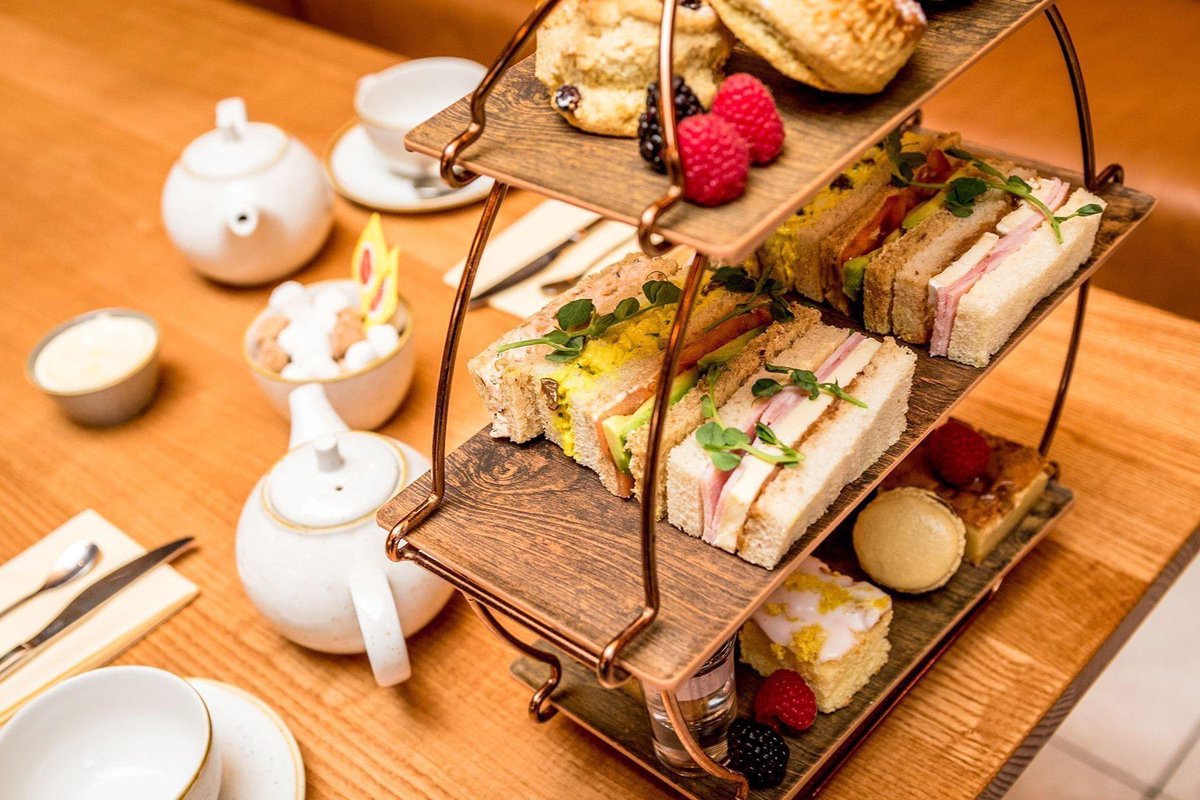 AllertonManor's tweet photo. Who doesn't love a spot of Afternoon Tea? Choose from our regular or vegetarian option and enjoy one of the most quintessential English customs at Allerton Manor from just £17.50pp. 🍰 https://t.co/04EOD8dR4a