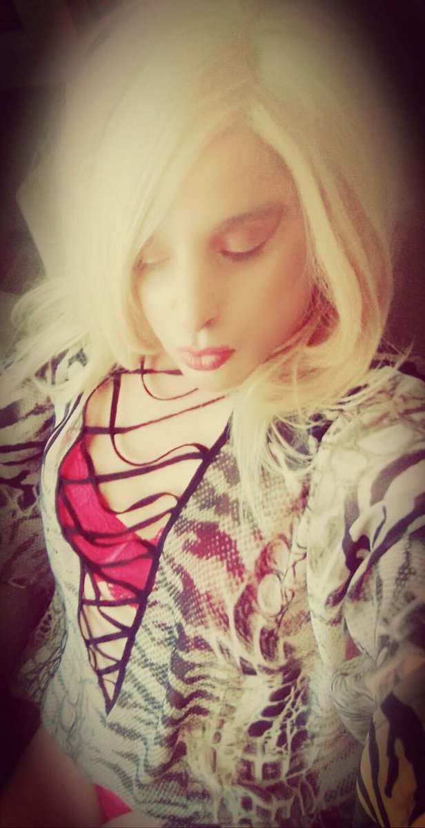 EvaPaker17's tweet photo. #RizeTravesti  hello https://t.co/QqP6N3agwJ