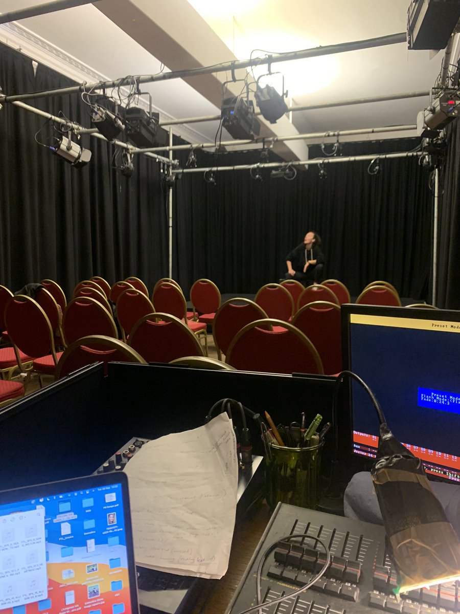 velenzia's tweet photo. tomorrow! FOLLOW THE LINES by the glorious @oliviapryle opens for its first outing @ClaphamFringe @BreadandRosesTC ~ such a fun, raw and heartwarming piece to direct. Only a handful of tix left // https://t.co/jKlR4ql5w6 grab ‘em, it’s a propa treat ♥️👌 https://t.co/Acwt56Mh8h