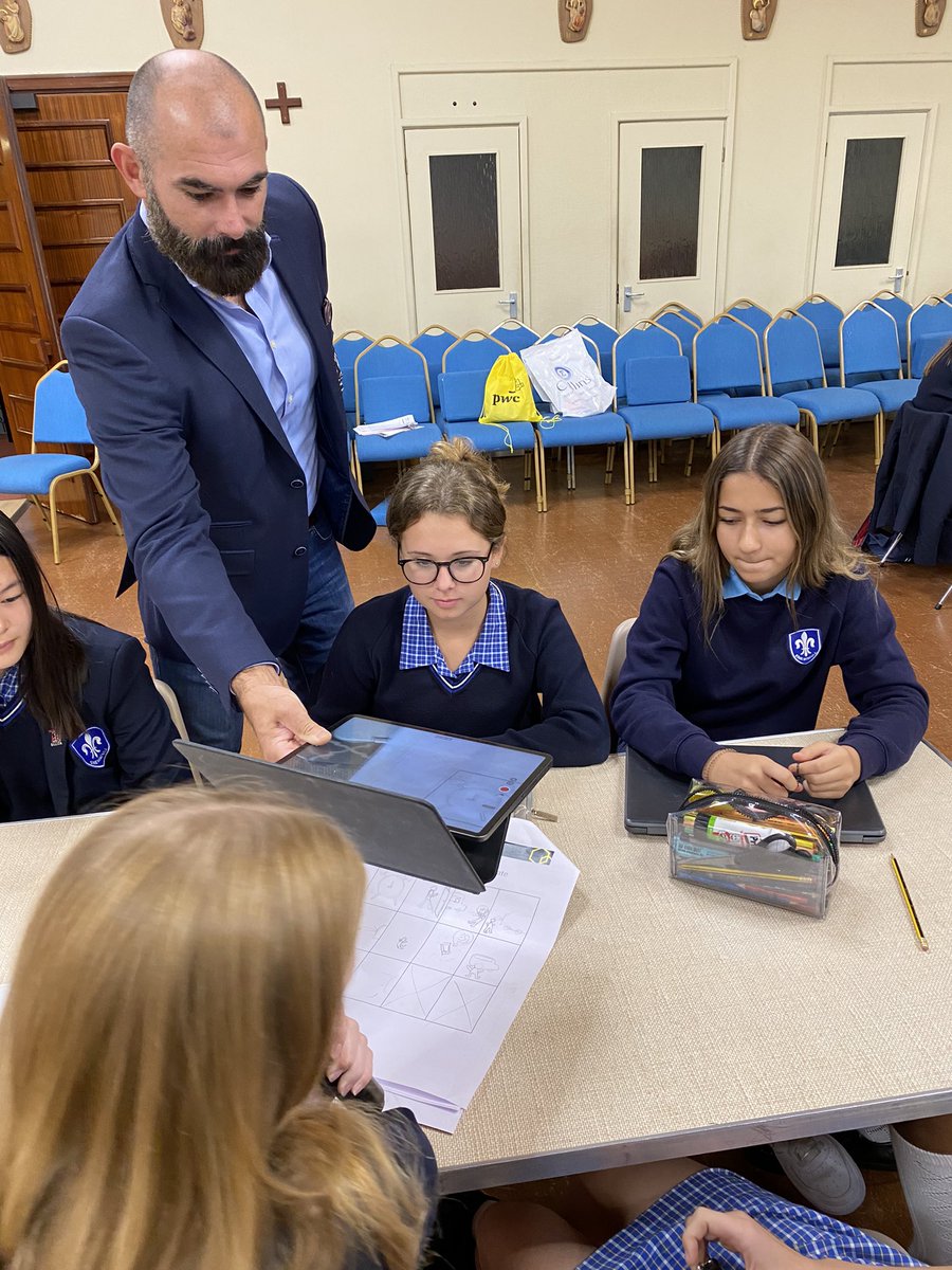 narelle_allen's tweet photo. What an amazing day @BeaulieuSchool ! The girls were Fantatsic and so creative! Loved teaching them all about #DataAnalytics  #DesignThinking  and #CyberSecurity ! Thank you @JerseyITGuy  for all your support! @KevinJDEllis  @simonperry109  @leylahay  @karlhairon https://t.co/7nFBG5A8KS
