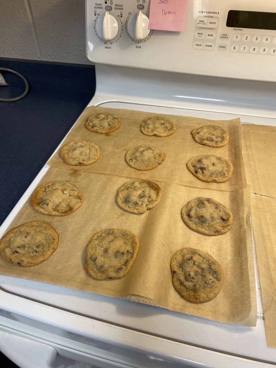 Maverick_Chef's tweet photo. Cookies , it is what is for dinner! Good job 7th period lab 1 https://t.co/zoqBUTMRG4