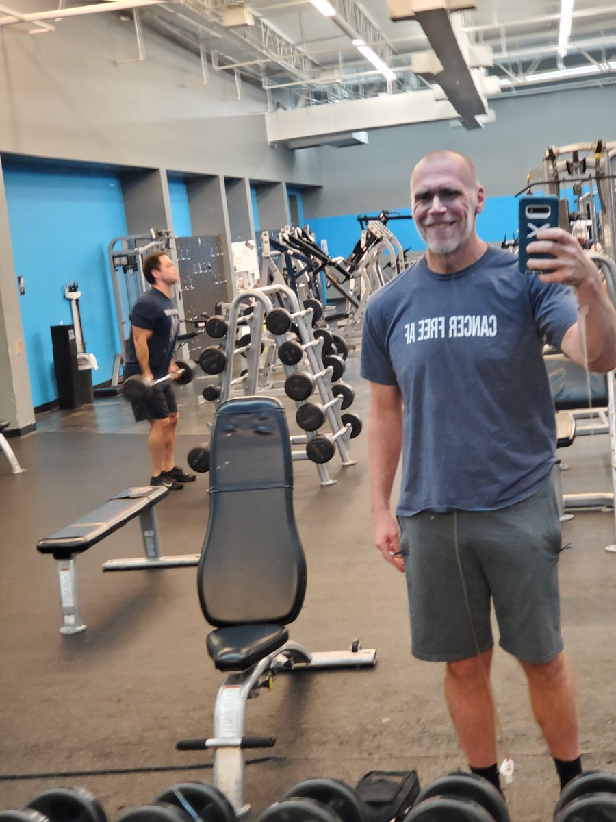 bigmeanjohn's tweet photo. @BossyBr00ke Heyyyy. I'm 4 weeks outta surgery. First day back at the gym. Thank you so much for checking on me. 🙂 https://t.co/oS8yDZDt0u