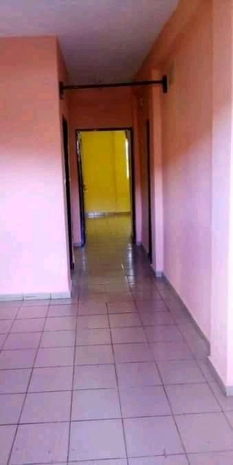 SolutionStanda3's tweet image. Dschang cameroun 
Studio ultra moderne a louer 
Chambre+placard
Salon
Cuisine 
Douche

Carreler CDE portail parking

Lieu:Foto brasserie 

Prix:40.000f/mois negociable 

Condition:6mois 
Ici cest la solution
Siege social : Carrefour Albert Camus 
674349188/695052440