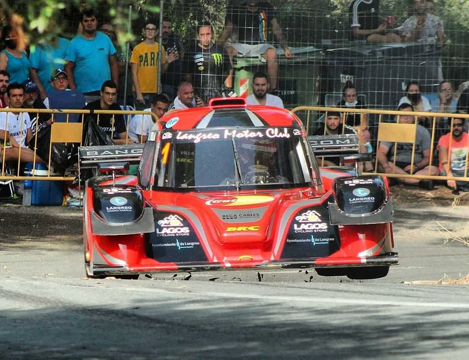 RousMotor tweet media