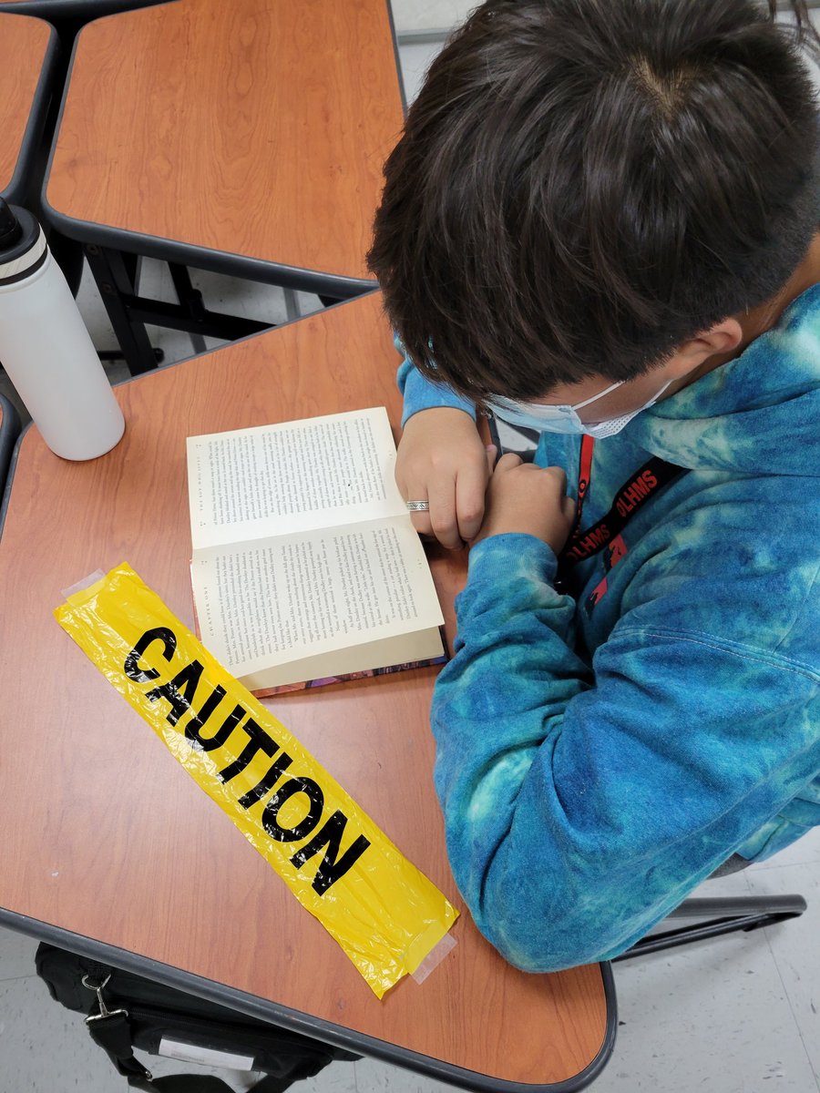 MrsVStavrou's tweet photo. Already reading the "banned" book won from the #olhms library raffle! Thanks @hmccarthy11 for the awesome presentation about "banned" books. We can't wait to read more! https://t.co/BKDtCrTtYC
