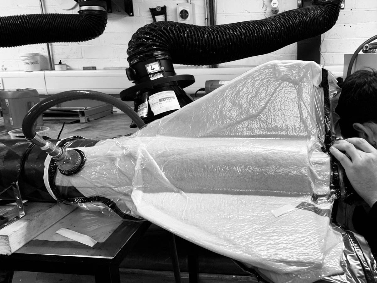 AProgida's tweet image. the last two days have felt like two weeks, but our baby is ready - @endeavourockets is finally heading to Portugal!