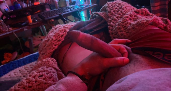 Who&rsquo;s tryna catch my but #BigBlackCockAddiction #bbc #hornysnapchat #hungdick #blackdickmatters https://t<a href="/tag/bigblackcockaddiction"class="tags">#BigBlackCockAddiction</a><a href="/tag/bbc"class="tags"><span>#bbc</span></a><a href="/tag/hornysnapchat"class="tags"><span>#hornysnapchat</span></a><a href="/tag/hungdick"class="tags"><span>#hungdick</span></a><a href="/tag/blackdickmatte"class="tags"><span>#blackdickmatte</span></a>