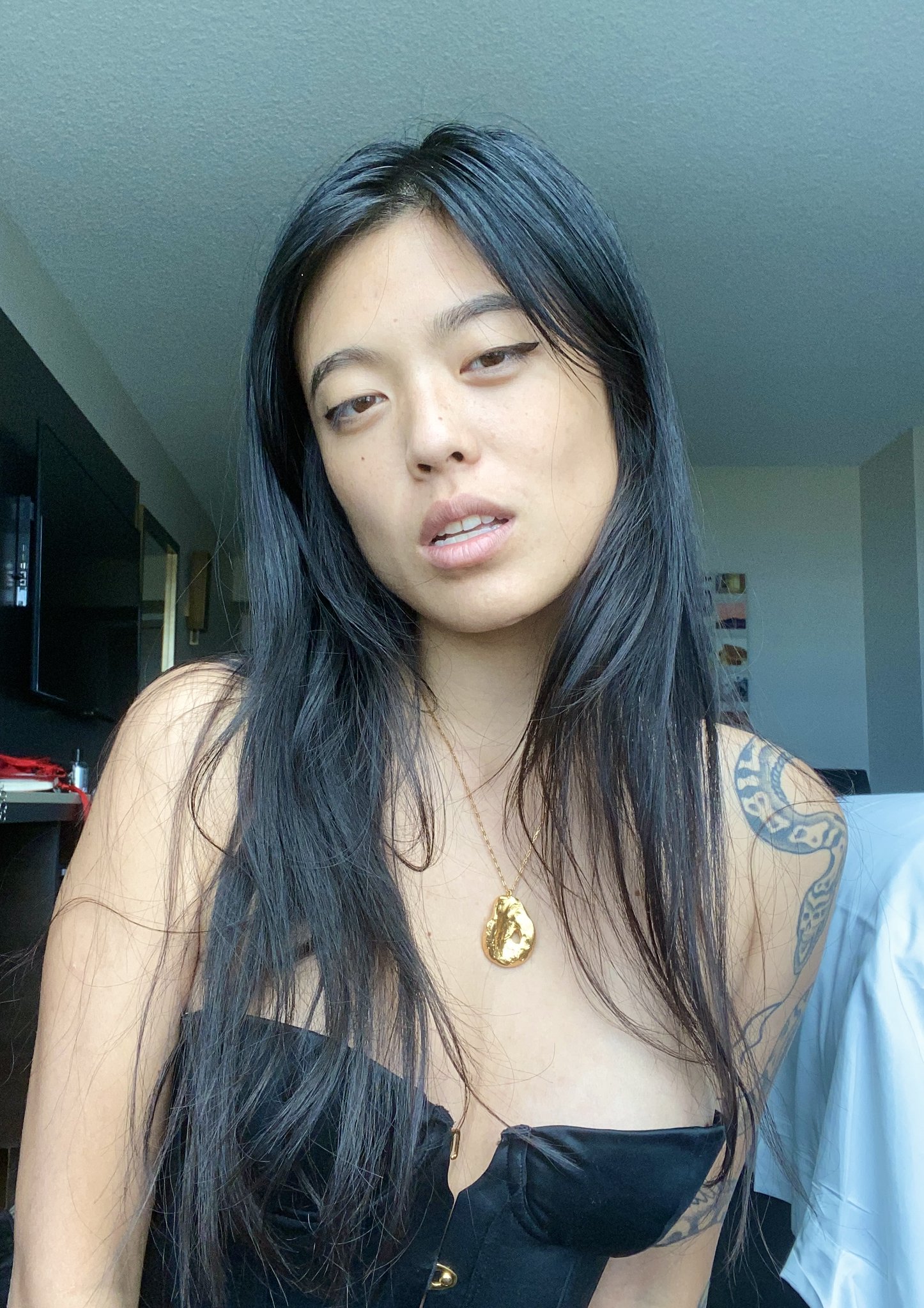 Cléo Ouyang • LA Dominatrix on X: 