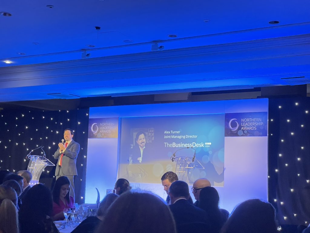 Great start to the #NLA21 and a very inspirational speech by the brilliant @AndyReidMBE_STF of the #standingtallfoundation. @BusinessDesk_NW 👏👏👏👏