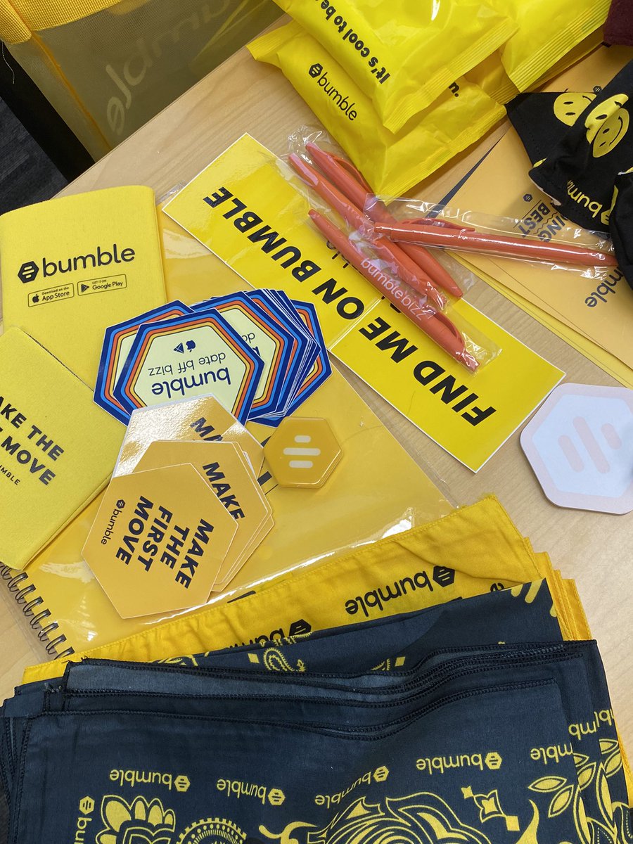 HCNorthwestern's tweet photo. We had so much fun at our event with @bumble last night 🤩💛💜 here are some photos from our kickoff event! https://t.co/jahv6HbkkS