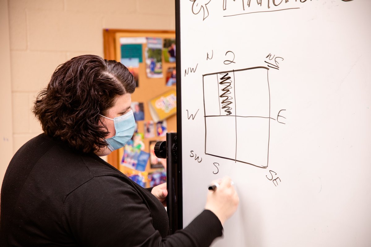 USD475's tweet photo. Congratulations to @junctioncity_hs agriculture science teacher Ms. Miller for being chosen as the 2021 @RegionV_acte Teacher of the Year, and a finalist for the @actecareertech Teacher of the Year award! #ThriveIn475 #BeBoldBeBlue
https://t.co/P2RKrxjl7M https://t.co/uQoVA8eeUx