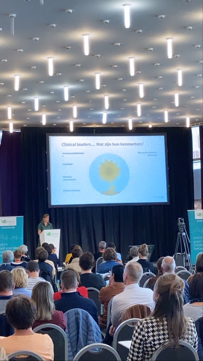 Sabrina Nachtergaele (@sabrina_nachter) on Twitter photo Clinical leaders... Wie zijn ze? Wat zijn hun kenmerken? Maar vooral... hoe kan jij ze als leidinggevende ondersteunen?
Dit topic kwam vandaag aan bod binnen het programma directie-middenkader-leidinggevenden van het @NVKVVnetwerkVPK
<a href="/ArteveldehsGent/">Arteveldehogeschool</a> #gezondheidenzorg Clinical leaders... Wie zijn ze? Wat zijn hun kenmerken? Maar vooral... hoe kan jij ze als leidinggevende ondersteunen?
Dit topic kwam vandaag aan bod binnen het programma directie-middenkader-leidinggevenden van het @NVKVVnetwerkVPK
<a href="/ArteveldehsGent/">Arteveldehogeschool</a> #gezondheidenzorg