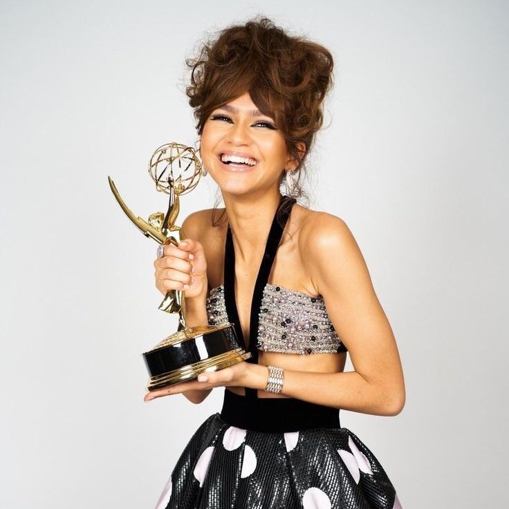 comfortdaya's tweet image. Zendaya coleman as pingu