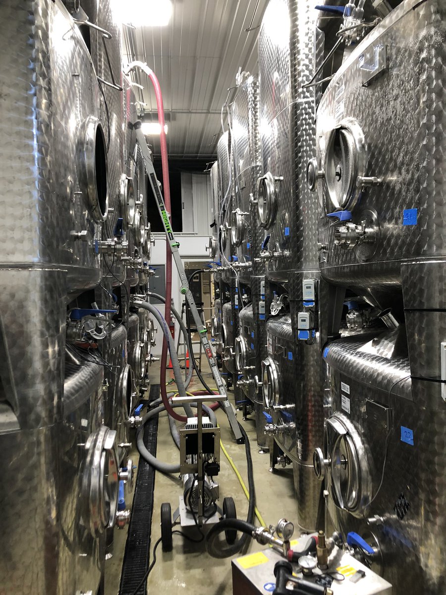 MattOosterhouse's tweet photo. The unglamorous part of winemaking. 😅 
Getting ready for more grape harvest.  #CleanAndCleanAndClean
#makingwineis80percentcleaning https://t.co/aUMVyCda2e