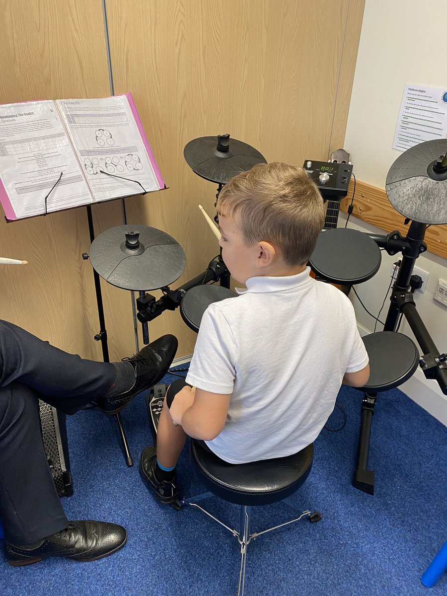 rockinghammusic's tweet photo. Oliver is new to drumming and loving every minute! @RockinghamPri @DRETmusic @Glennydrums #music #drumming #rockinghamrocks https://t.co/7DRncqX6sX