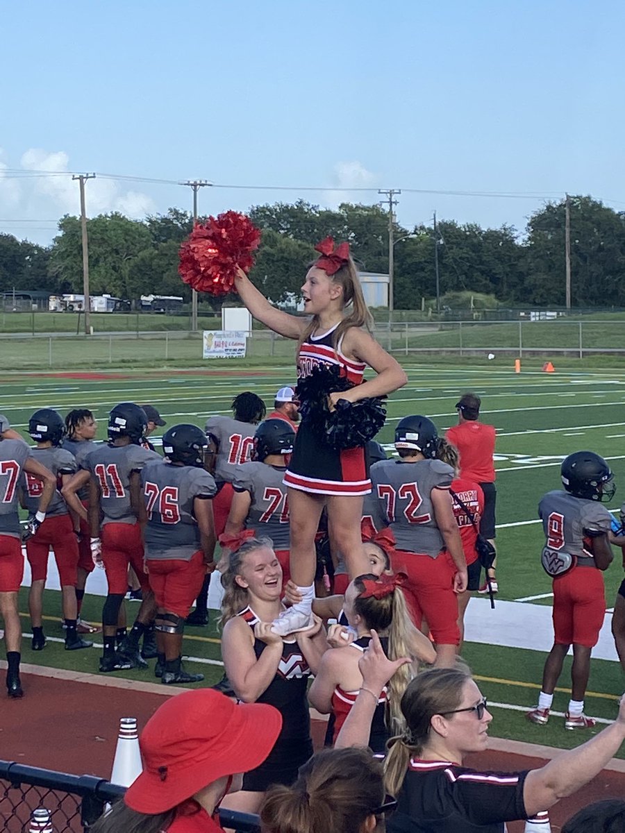 BrandyUmphres's tweet image. We’ve got spirit yes we do, we’ve got spirit, how bout you?! @VictoriaISD #BOB21 #VWHS