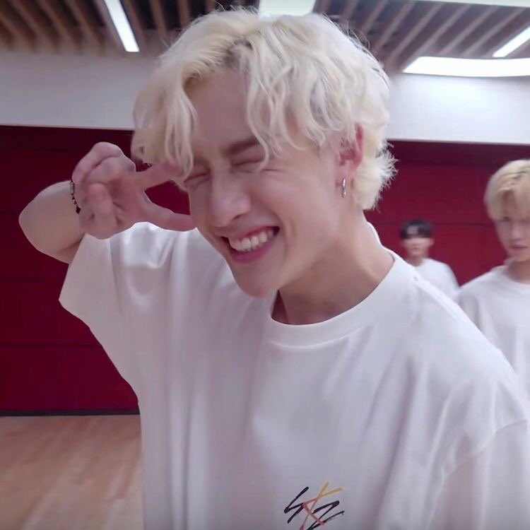 beyondyasmin's tweet photo. bang chan smile/dimple appreciation bc his smile lights up our universe <3 https://t.co/vIQyNnvLir