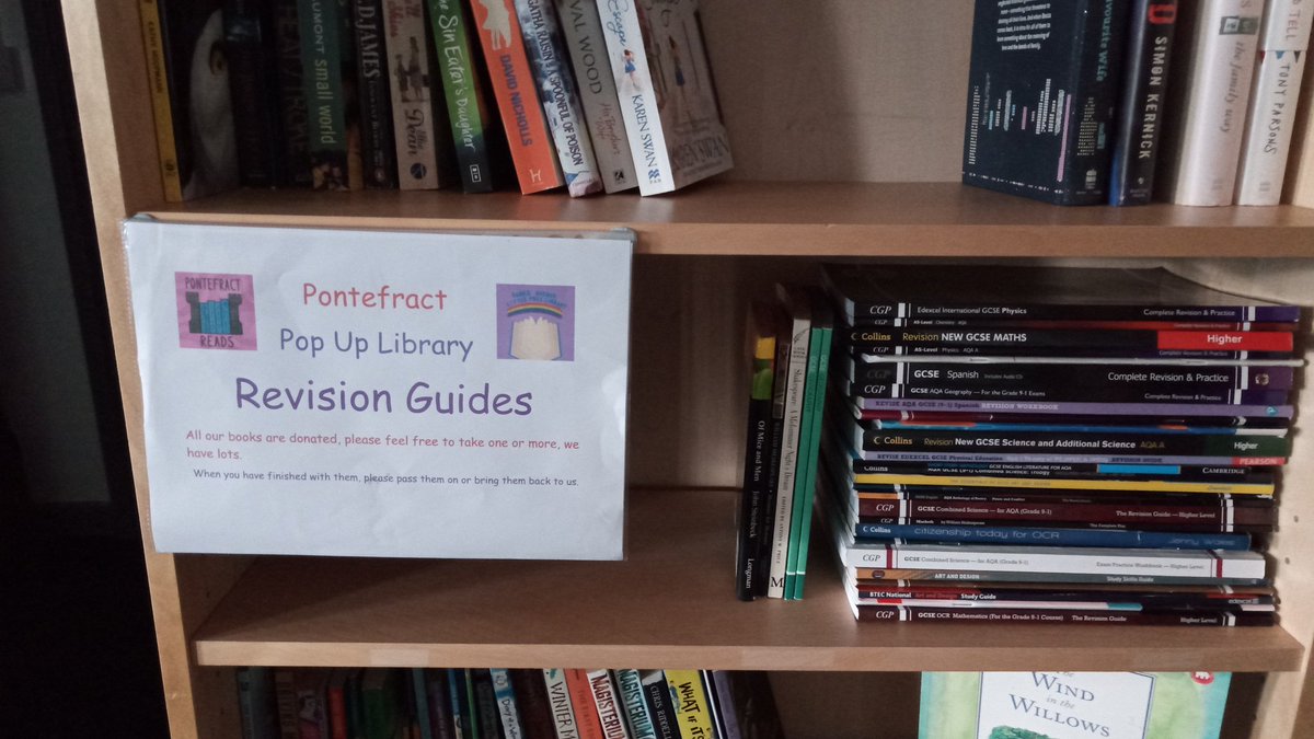 CourtHouseLL's tweet image. The @PontefractReads Gcse, btec and A level revision guide collection are now available on our shelves. Students &amp;amp; parents, come and take some for free 💜📚
#CourtHouseLittleLibrary #PontefractReads #RevisionGuides