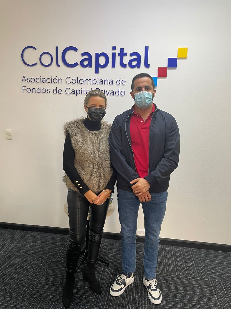 ¡Hoy celebramos un paso más para Córdoba! Con Paula Delgadillo, Directora de @Colcapital_ estamos organizando el primer foro y rueda de negocios para el dpto. El reto es lograr que una parte de los recursos de nuestra recién sancionada Ley 2112 de 2021, lleguen a nuestra región.