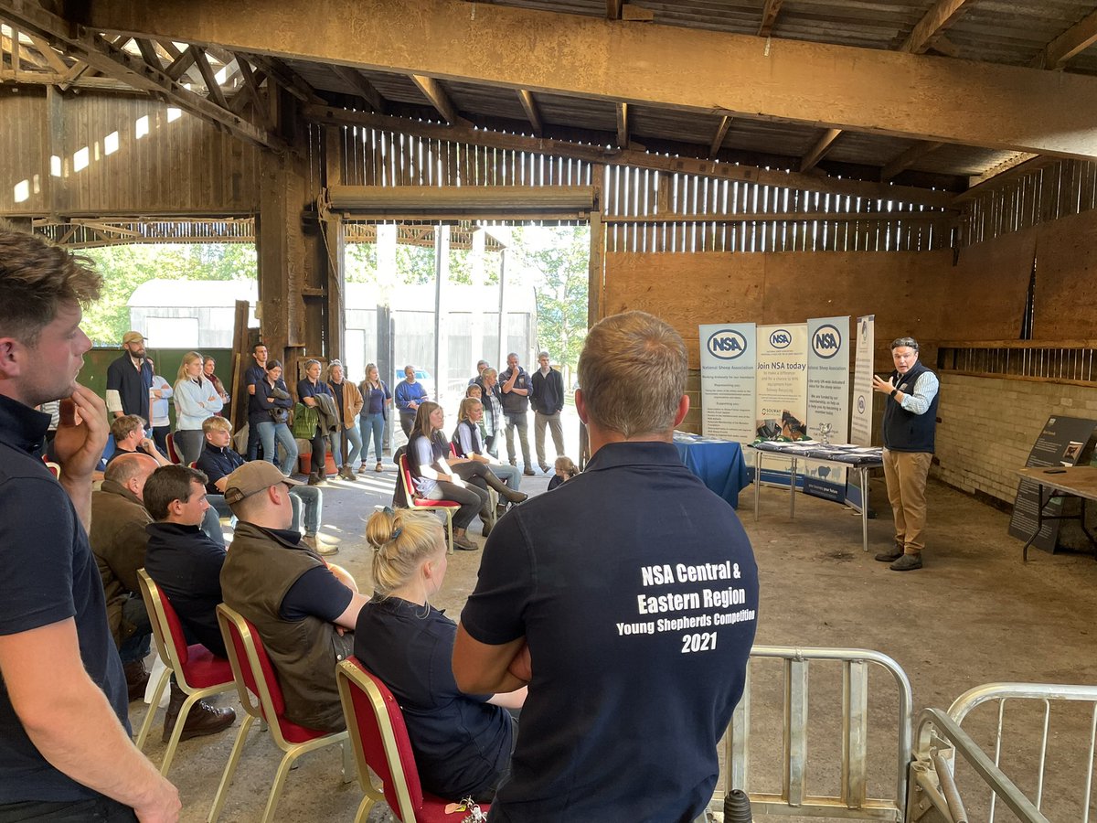 jackcharleton2's tweet photo. Last weekend we hosted the @natsheep young shepherds competition which had a great turnout. Was great to see so many young shepherds and it was a challenging and enjoyable competition. Feeling old now I can’t compete myself! 🐑 https://t.co/sIOyktkMvx