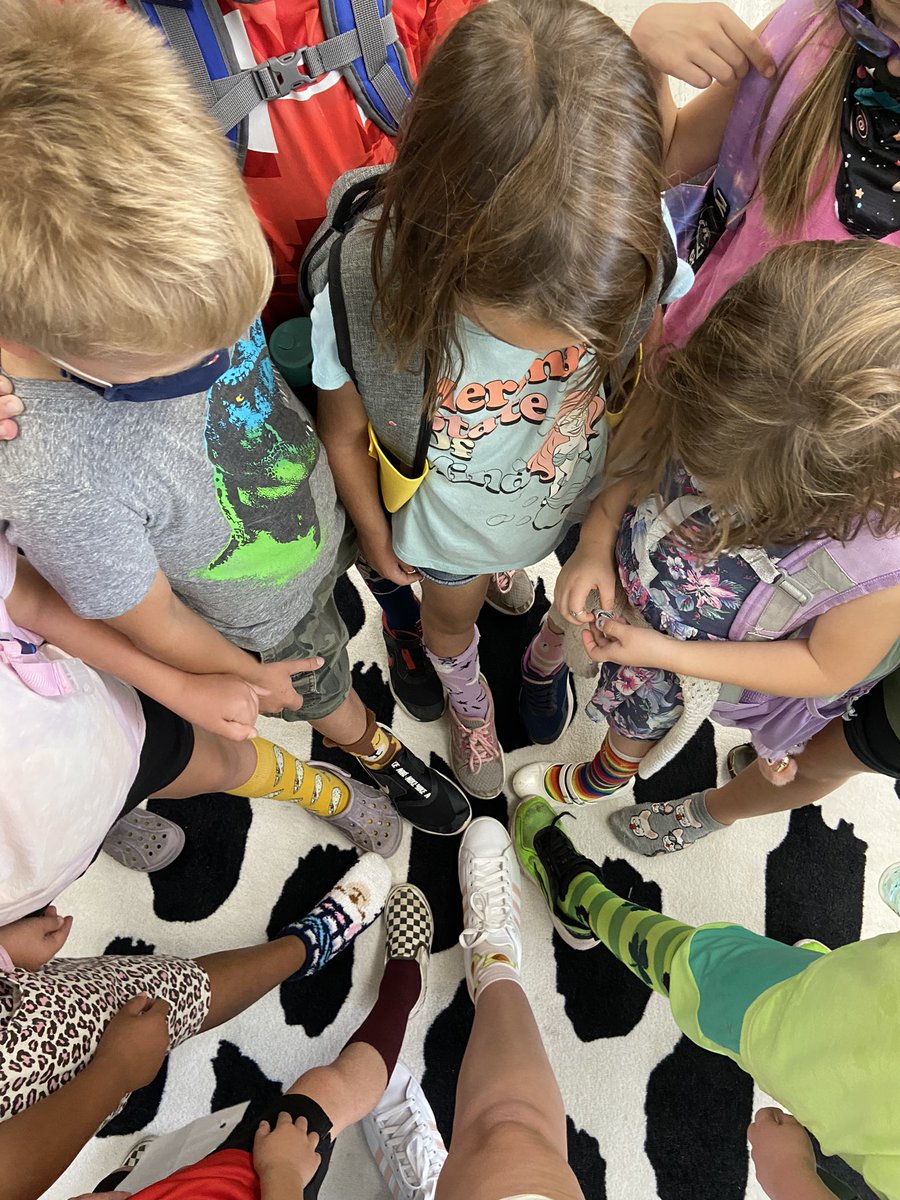 MissTollyTeach's tweet photo. Check out our silly socks for homecoming week day 3!! #princespride #goprinces @PrincevilleCUSD https://t.co/4s8kdxFGQn