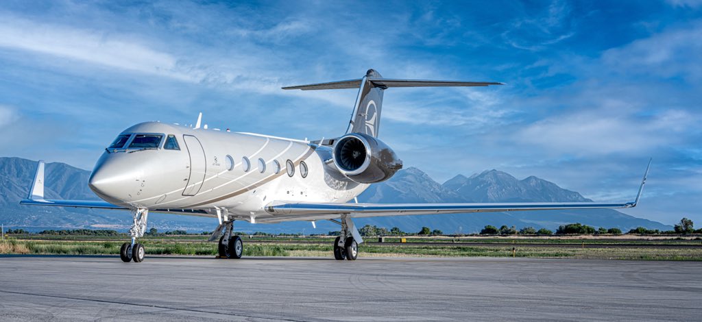 jetedgepartners's tweet photo. Just Acquired | Gulfstream G300 s/n 1517

The aircraft will soon be available for charter with new custom paint, all new interior and L5 high speed internet. Call us today for any of your aviation needs.

#jetedgepartners #jetedge #flyjetedge #gulfstream #bizjet #bizav #aircraft https://t.co/MDZXyxlXgX