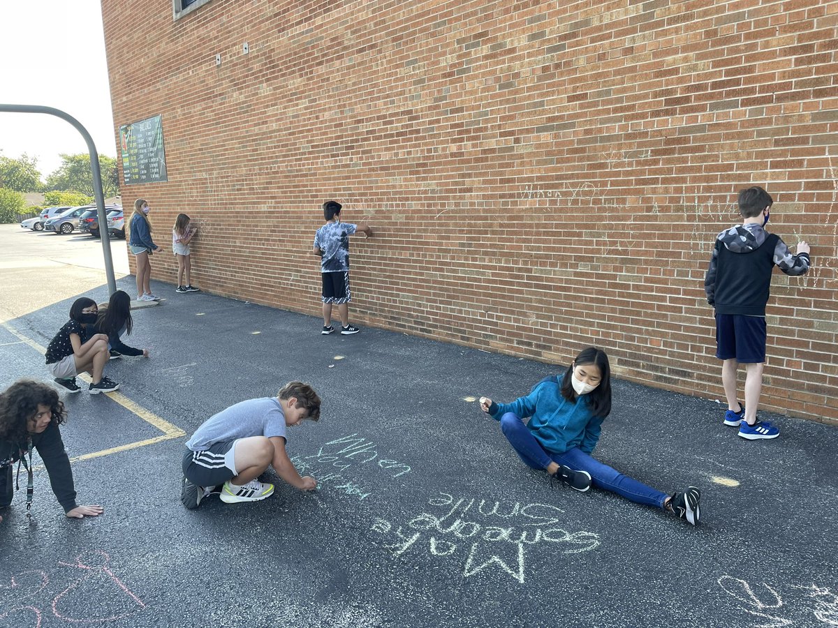 Elena Caracci tweet media