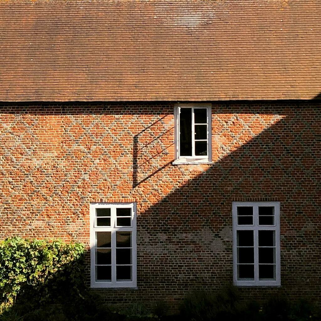 PBArchitecture's tweet image. Shadow o’clock at Fulham Palace #fulhampalace instagr.am/p/CUaw6dvsNz9/