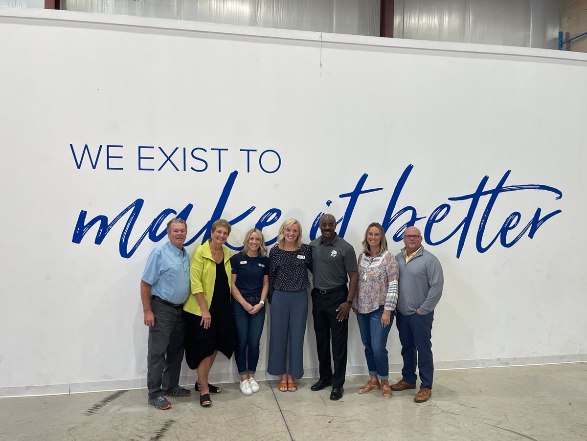 HabitatKent's tweet photo. Thank you for hosting us at your Celebrate Giving Lunch today @Equipped4Clean #FOAMit and for all of your support of our mission. We LOVE partnerships like this!
#corporategiving #philanthropy #parnterships https://t.co/dDQCZx2fn8