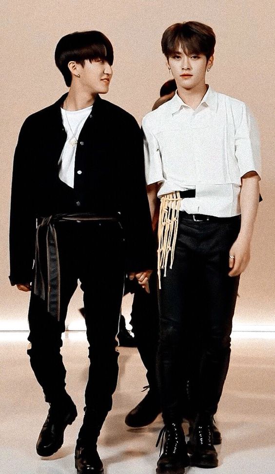 DeNameless's tweet photo. With Changbin 💕🐷🐇
(this duo is way too underrated 🥺) https://t.co/1I4xlTyC1S