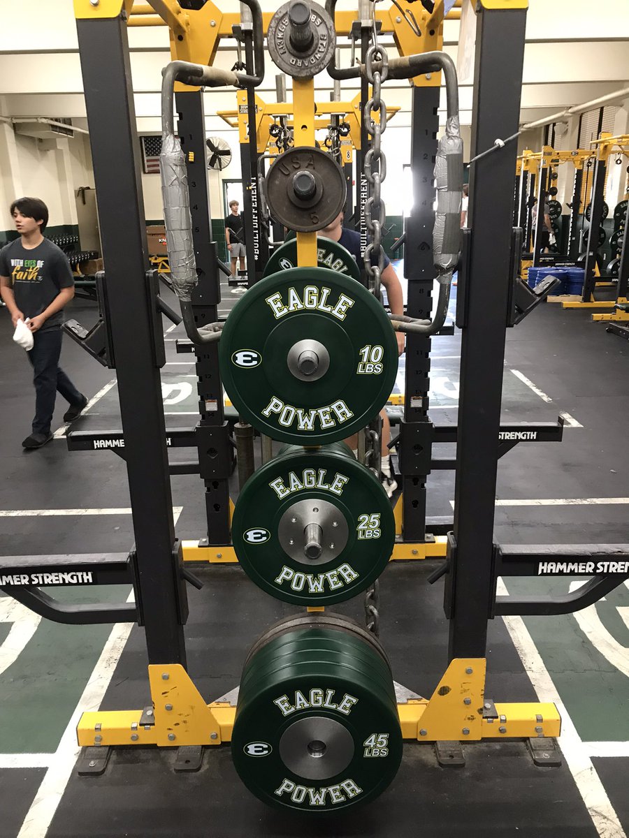 EDSstrength's tweet photo. We thought strength was our most prized attribute. It was really POWER all along.
   Welcome to St Edward Eagle Power

P.S. the new plates from @DynamicFandS are 🔥🔥🔥 https://t.co/7PTqDNtY3t