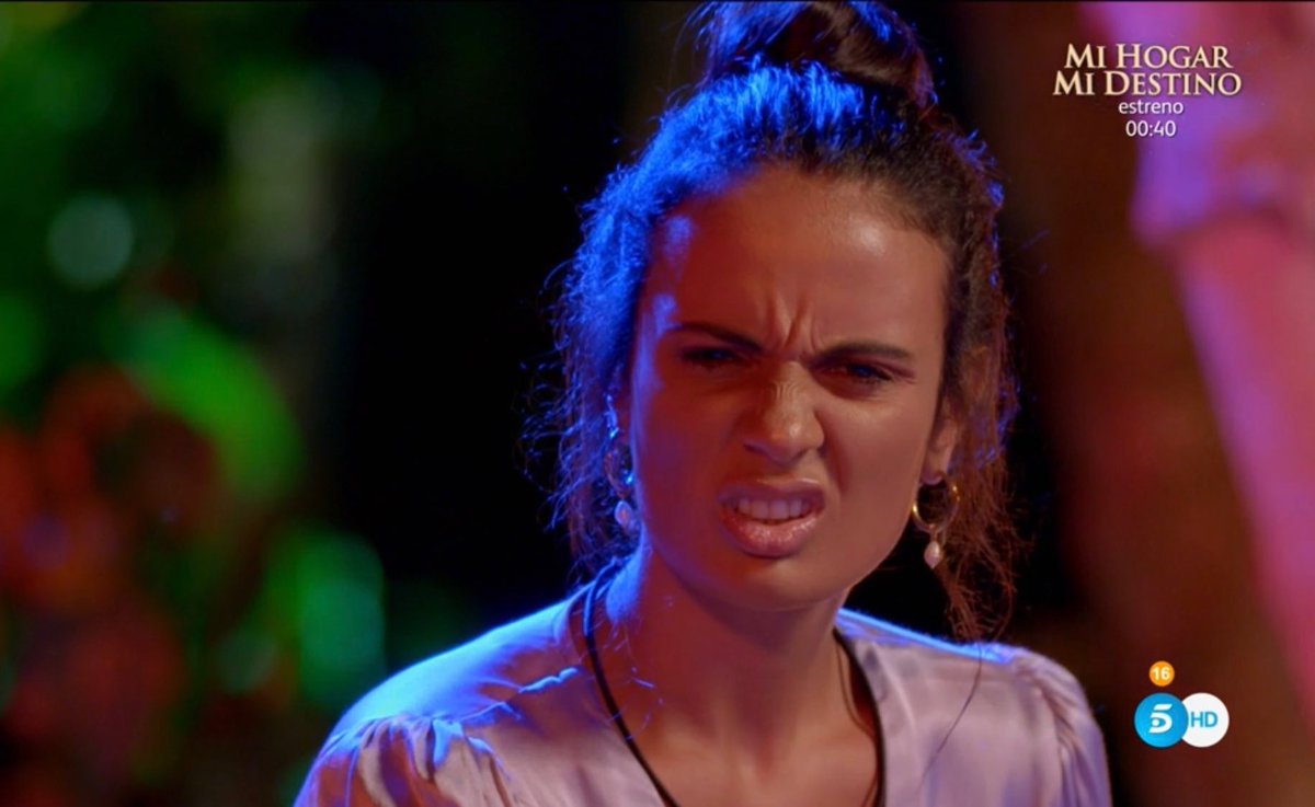 lavidalasflores's tweet photo. Lucía: digo esto para animarlo
Also Lucía: si ya tiene la relación perdida, pa qué quiere ir
#LaUltimaTentacion3 https://t.co/psAdfufSnv