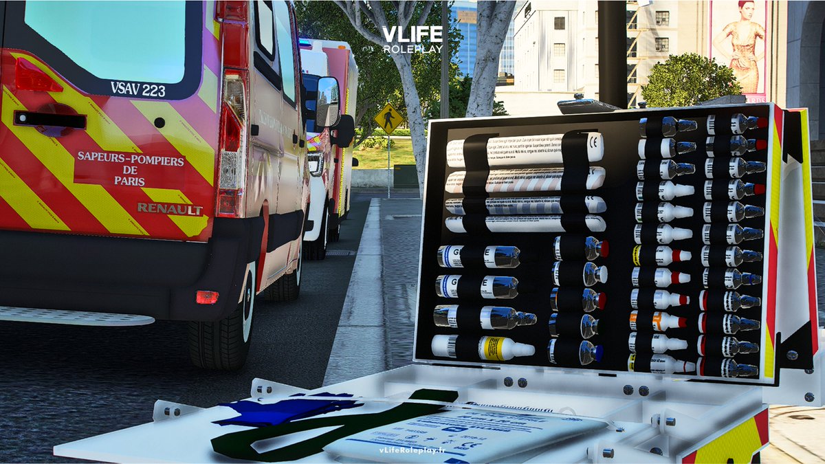 vLifeRoleplay's tweet photo. [#JeudiPhoto] Le MedPack sur inter', un gain de temps et d'espace pour l'équipe médicale ⚕️

#GTAV #FiveM #Simulation https://t.co/0lFaVjeZKs