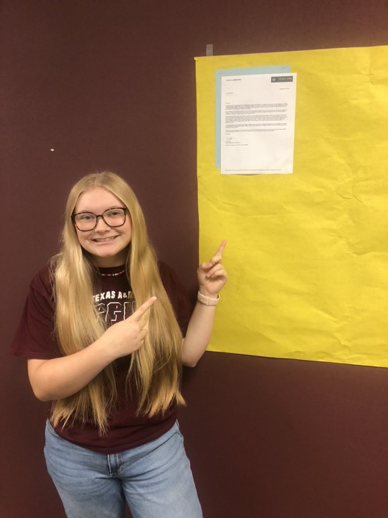 HartlineLindsey's tweet photo. Senior Shout Out to Jaci Milam for getting accepted to her #1 Universiry.... Texas A &amp; M! 🙌👏I couldn't be more proud. Gig em'!@HumbleISD_SCHS @HumbleISD_AVID #ThisIsAvid #collegebound #Bestisthestandard https://t.co/mzTWIuVAf2