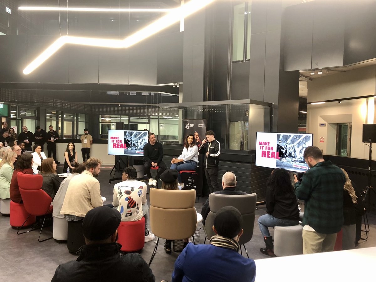 aaronsaxtons's tweet photo. A brilliant night yesterday for the launch of #MakeItForReal @UA92MCR with our #friends #partners #community. Such great energy in the room with a team of people who share a mission to make education accessible for all #WeAreUA92 #UnlockingPotential #GreaterManchester https://t.co/riF6GbaVeY