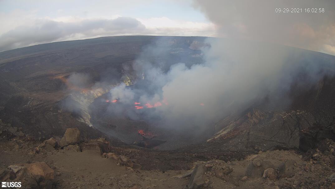 AlertaMundial19's tweet photo. 🔴 El Volcán #Kilauea en #Hawái entra en #erupción tras 124 sismos en menos de 24 horas..
🔴 La erupción ha tenido inicio a las 3:42 pm hoy septiembre 29 de 2021
La Alerta cambia a Rojo. https://t.co/d2YPdnZa8h