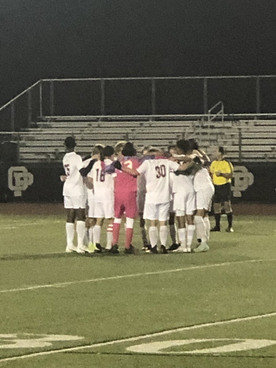 Disappointing 2-0 loss against Orchard Park. Big game @ Hamburg on  Friday 10-1. #Family #Rollrance