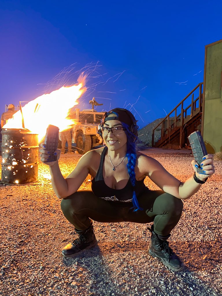 tracyleenft's tweet photo. Current situation:

#slavsquat #shootingcomp #progunvegas https://t.co/LooPMkhAWw