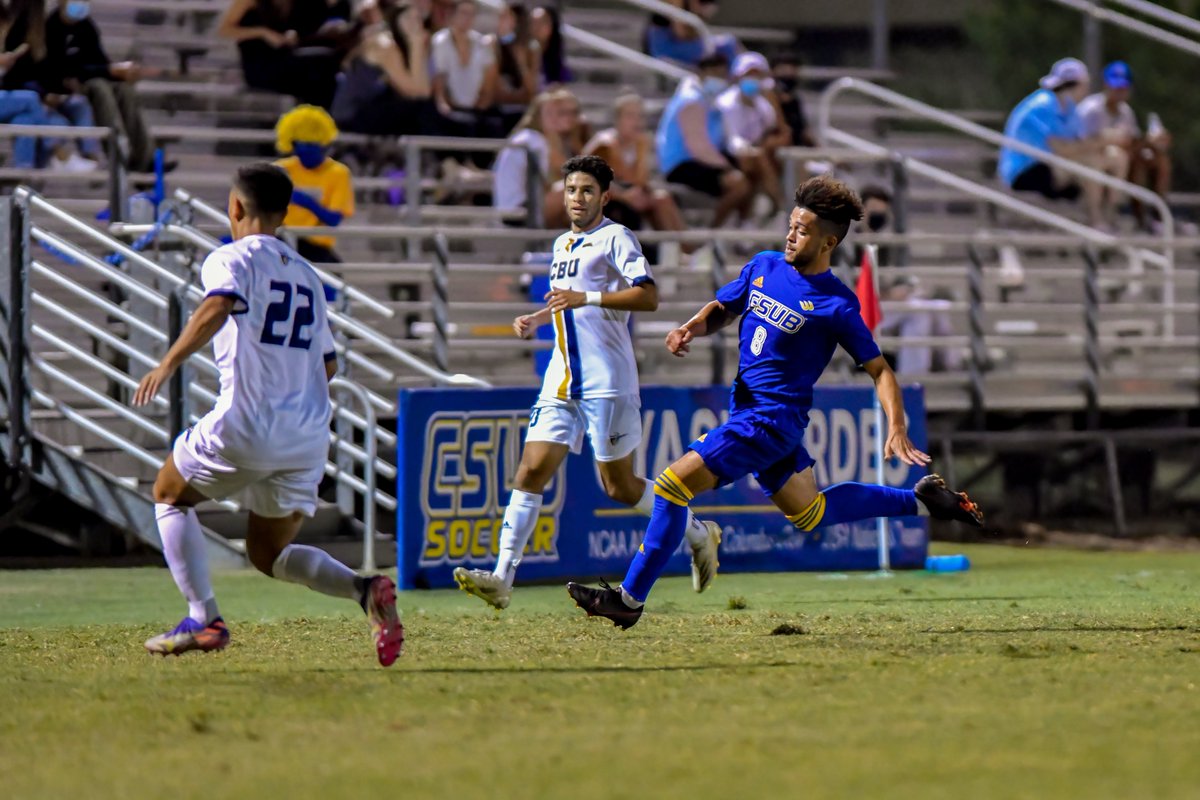 csub_msoccer's tweet photo. The ball has been kicked off and @csub_football is underway @CSUNMensSoccer; here's how the Roadrunners line up in their @BigWestSports men's soccer debut, as built by @BerchtoldCo  #RunnersOnTheRise #GoBako https://t.co/rAhtczKojm