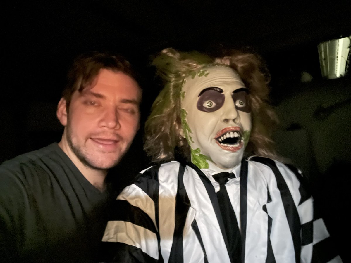 NickLutsko's tweet image. If the Ernest song hits 5M retweets I will share more photos with Beetlejuice