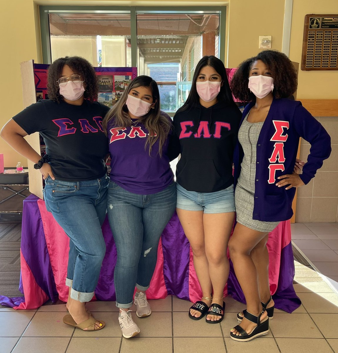 PvGammas's tweet image. Who’s that Pink 💓and Purple 💜 event was a success! Thank you to everyone who came by and we hope you enjoyed your goodies! Stay tuned for more events coming up! 🥳💞
#WeAreThetaEpsilon #TEnaciousGammas #GammaCall #PvGammas #HBCUGammas #TxGammas #PVMulticultural  #SouthernGammas
