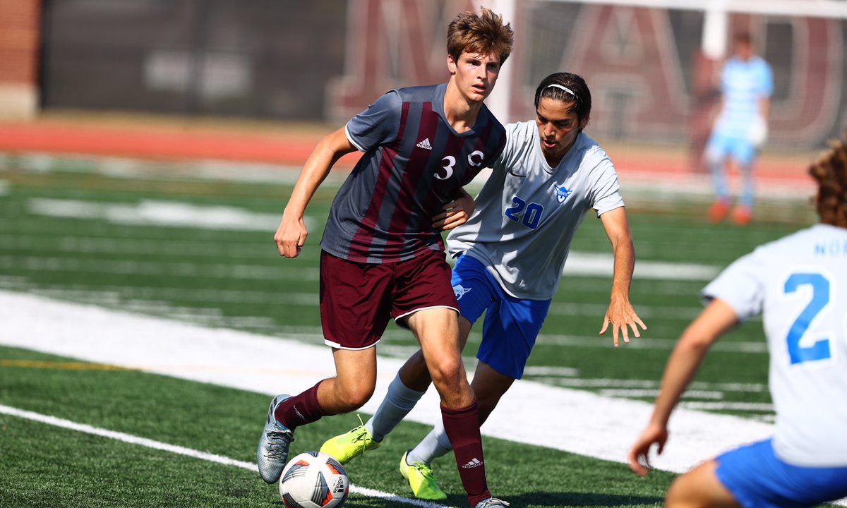 University of Chicago Athletics (@uchicagoath) on Twitter photo RECAP: <a href="/UofCMensSoccer/">UChicago Men's Soccer</a> dictated the action on Wednesday evening and came away with a signature 2-0 victory against No. 3-ranked Calvin University. #MaroonMade
READ MORE: athletics.uchicago.edu/sports/msoc/20… RECAP: <a href="/UofCMensSoccer/">UChicago Men's Soccer</a> dictated the action on Wednesday evening and came away with a signature 2-0 victory against No. 3-ranked Calvin University. #MaroonMade
READ MORE: athletics.uchicago.edu/sports/msoc/20…