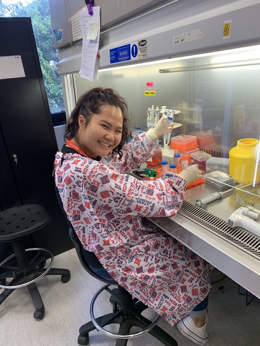 🎉A very well deserved and big congrats to <a href="/AndreaTNguyen/">Andrea Nguyen</a> for her award of an AINSE #PGRA scholarship 🥳👏👏👏 for her PhD work on #Tcells  #COVID-19 &amp; #influenza <a href="/MonashBDI/">Monash Biomedicine Discovery Institute</a> <a href="/LIMSLTU/">La Trobe Institute for Molecular Science</a>