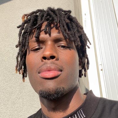 Demba900's tweet photo. #NouvellePhotoDeProfil https://t.co/gxAUsiFzV5