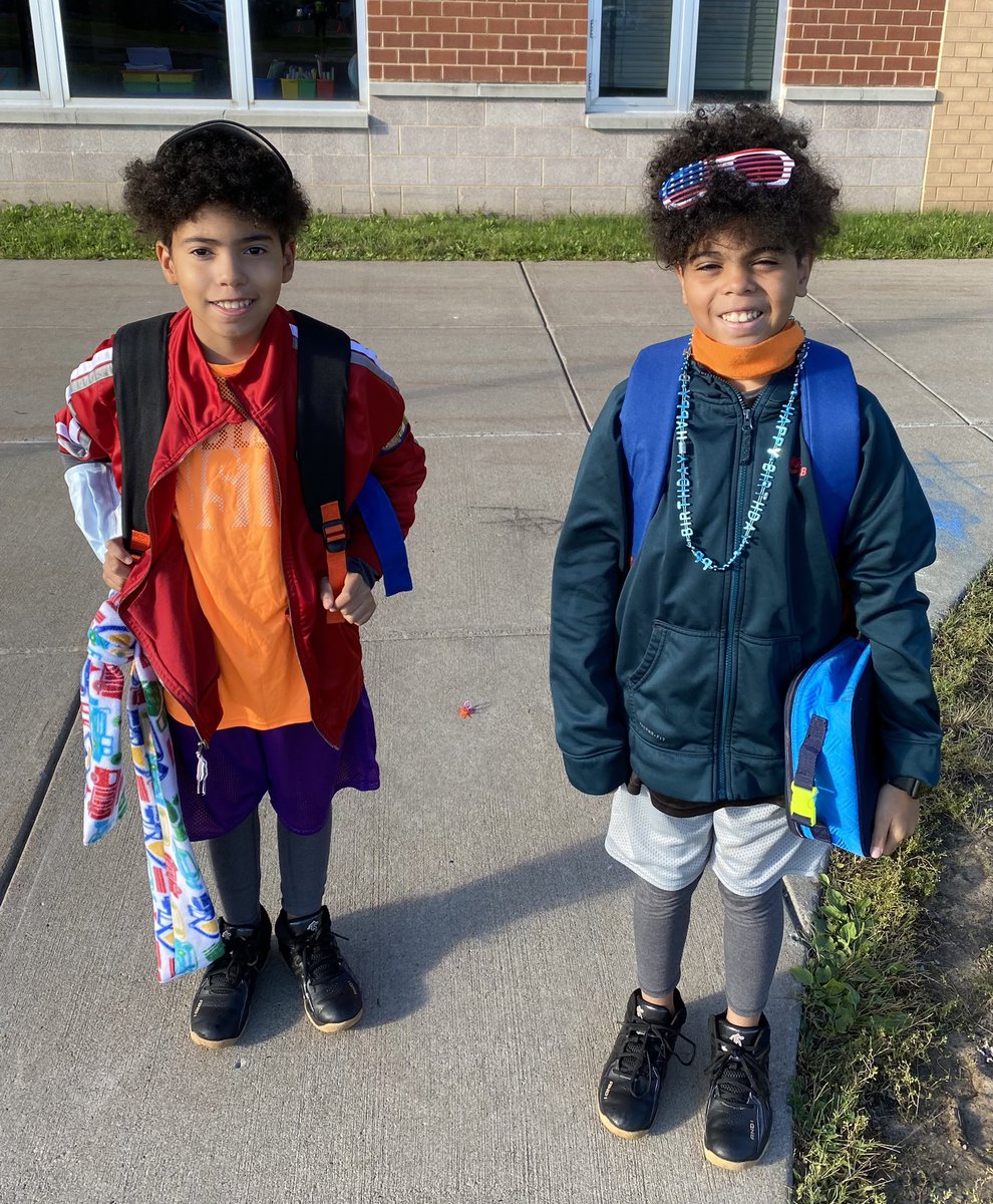 MrCzerkas's tweet photo. Day 3 of Homecoming Week for MES, “Wacky Wednesday!” It was great to see our creative side. @MidlakesSchools #BeKIND #MidlakesPride https://t.co/DSm80Tt7UE