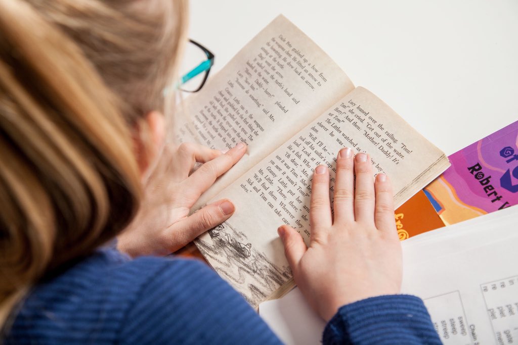 TheReadF's tweet photo. Check out this interview with Dr. Truch and Pedagogy Non Grata, where they discuss linguistic phonics and evidence-based educational methods.
https://t.co/HrWaxmK0UZ #readingrocks #FortheLoveofLearning #TheReadingFoundation #evidencebasededucation #linguisticphonics https://t.co/Oj3bDahbMx