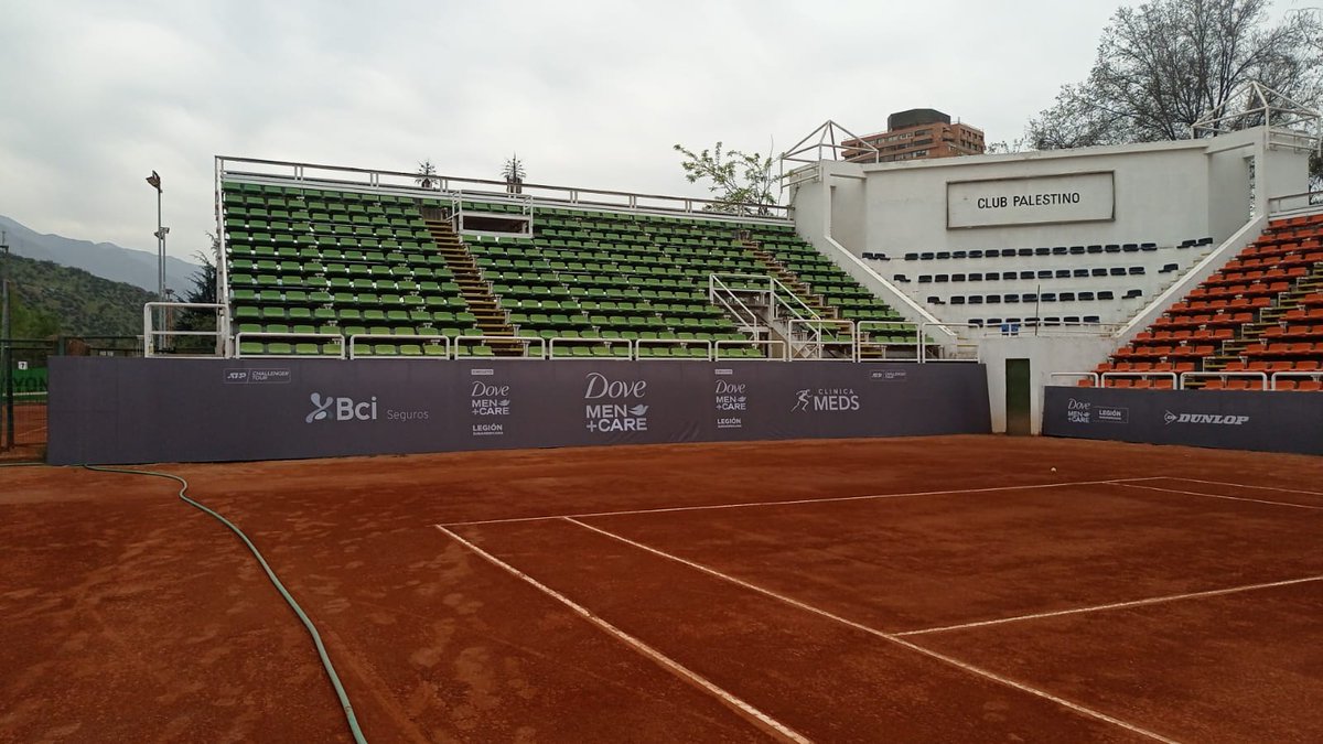 Miren que lindo está quedando el court principal del Club Palestino.

Se vienen los Challengers de Santiago, parte de <a href="/LegionSudam/">Legión Sudamericana</a>, y pueden presenciarlo sacando la entrada en <a href="/puntoticket/">Punto Ticket</a>.

puntoticket.com/evento/dove-me…

#tenis #atp #challenger #chile #tenischile #tenischileno